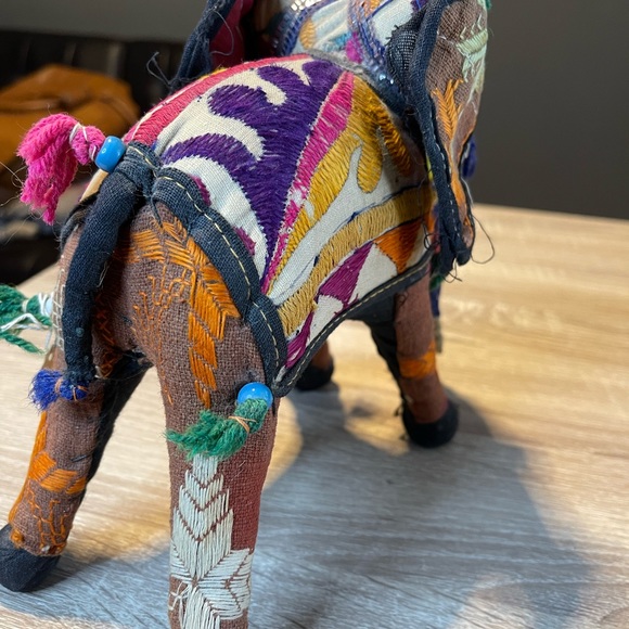 Hand stitched Hand sown Made In India Elephant - Picture 10 of 11